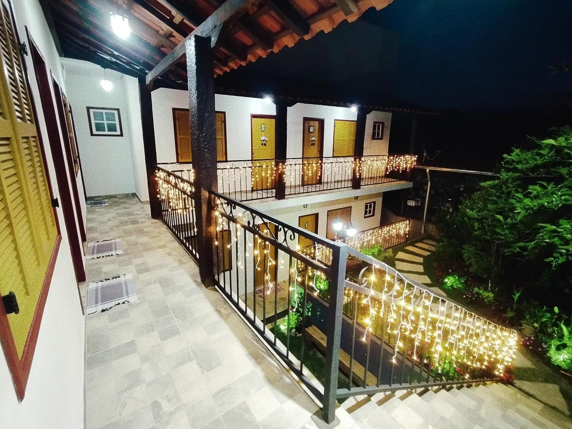 Pouso Casa Da Vovo 호텔 티라덴티스 외부 사진